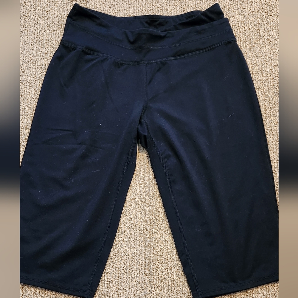 Tek Gear Loose Bermuda Yoga Shorts Size XS